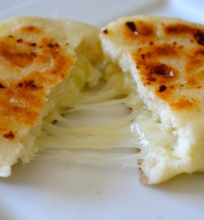 Colombian Arepa de Queso – ArepasDelGringo