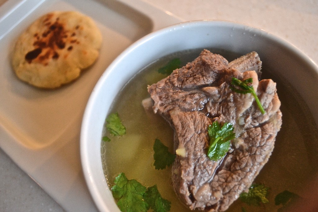 caldo de costilla con arepa colombia recipe