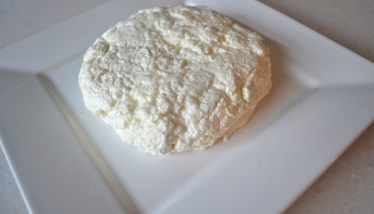 Homemade Colombian Queso Fresco (Fresh Cheese)